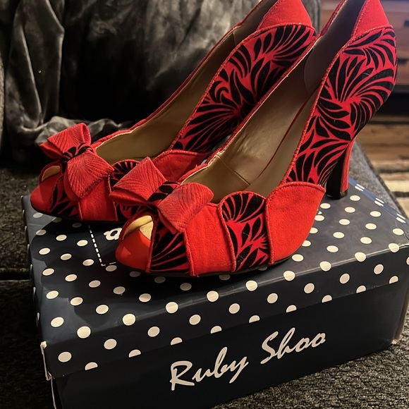 Ruby Shoo Harper Red size 11US - Picture 5 of 9